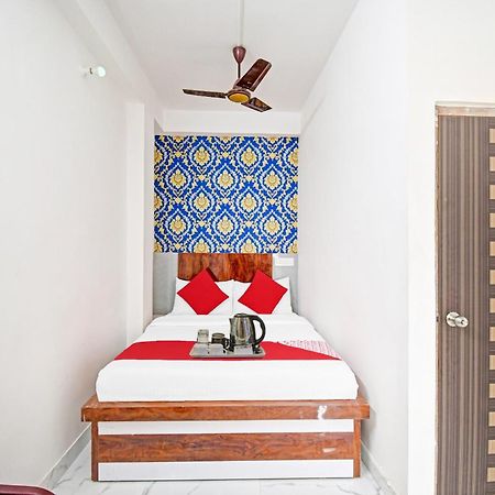 Hotel O Diamond Regency Near Birla Mandir Calcutta Buitenkant foto